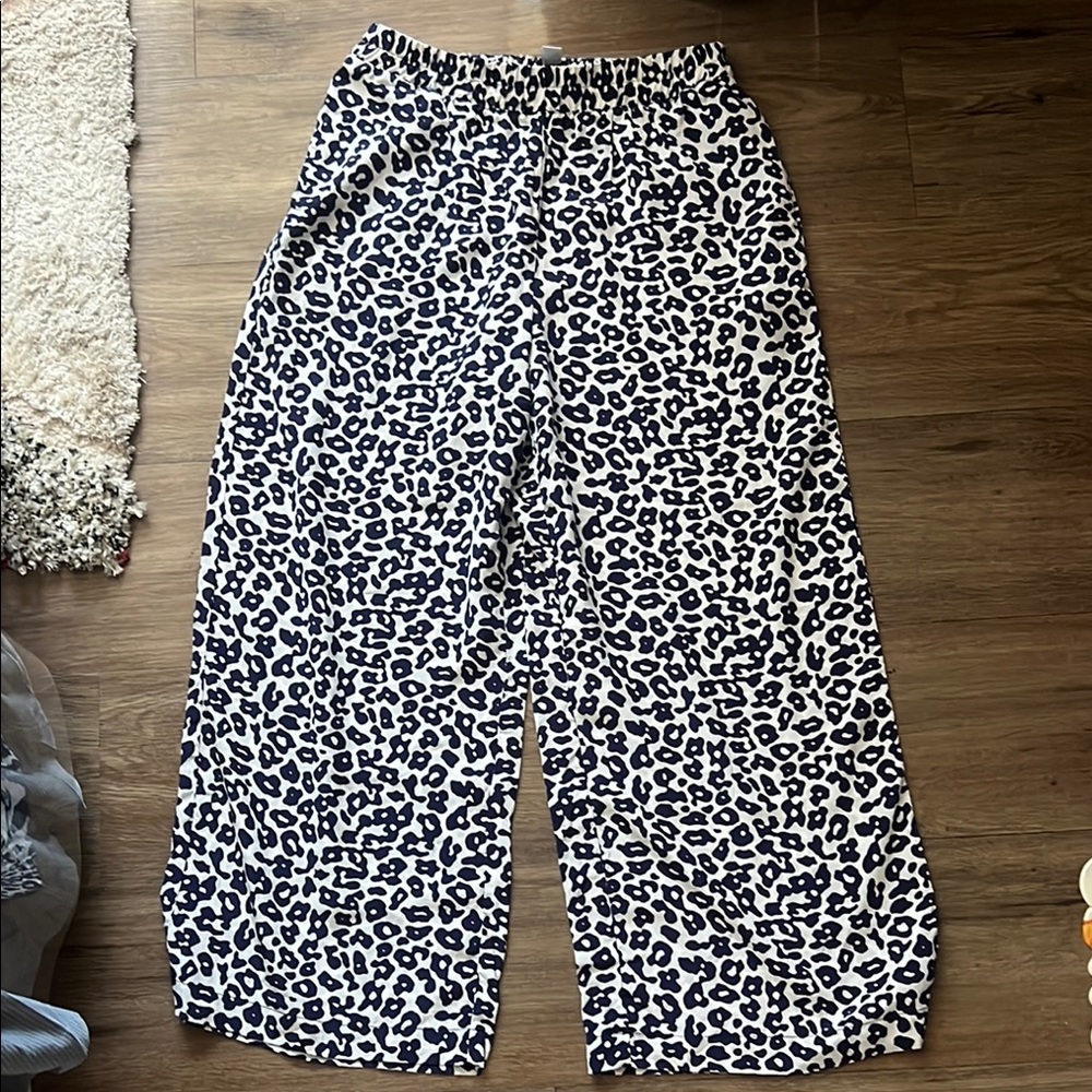 AMOUR VERT Wide Leg Leopard Print Pants - Navy on White SIZE S